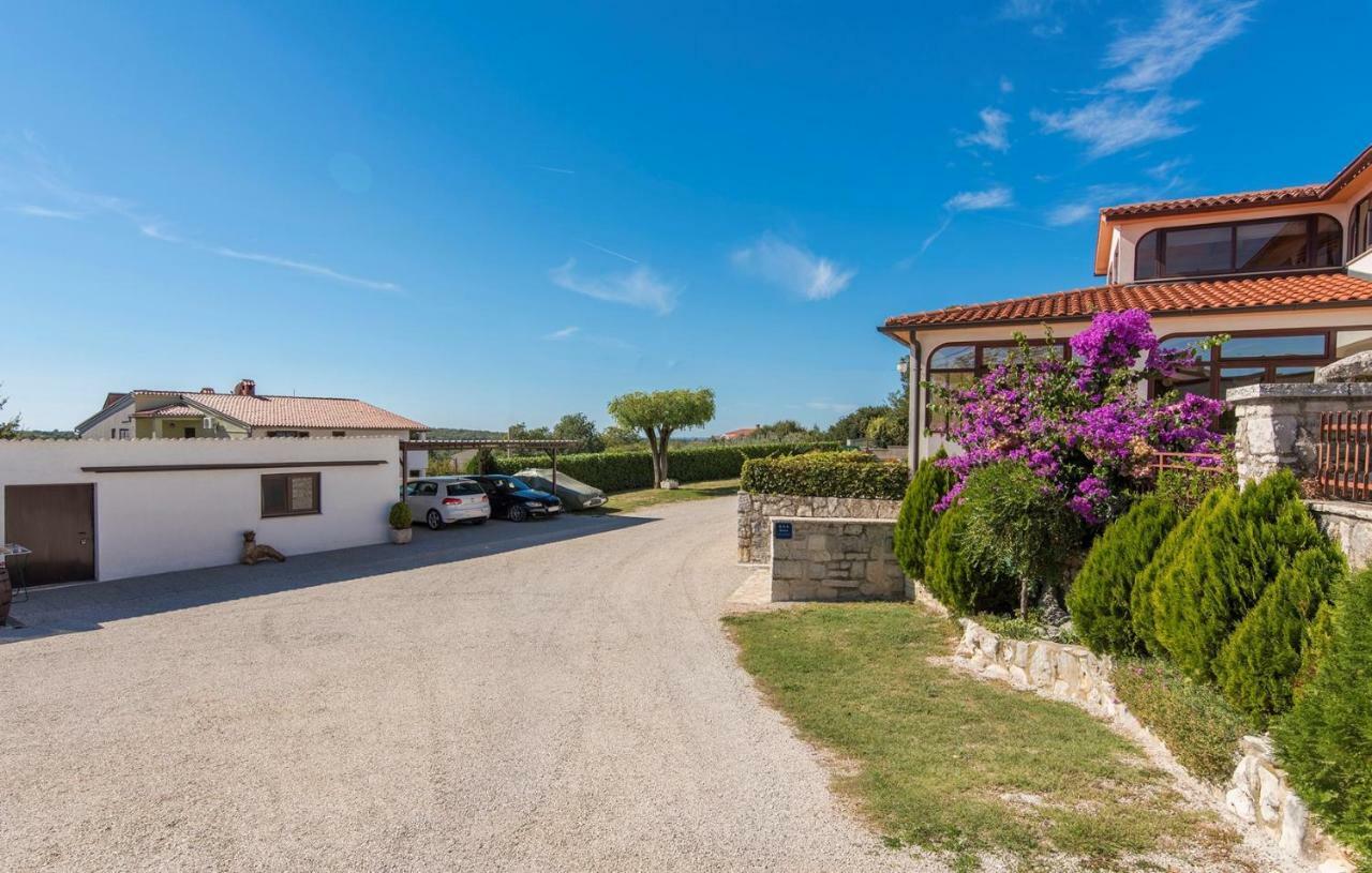 Cottage Nilda I Musalez Εξωτερικό φωτογραφία